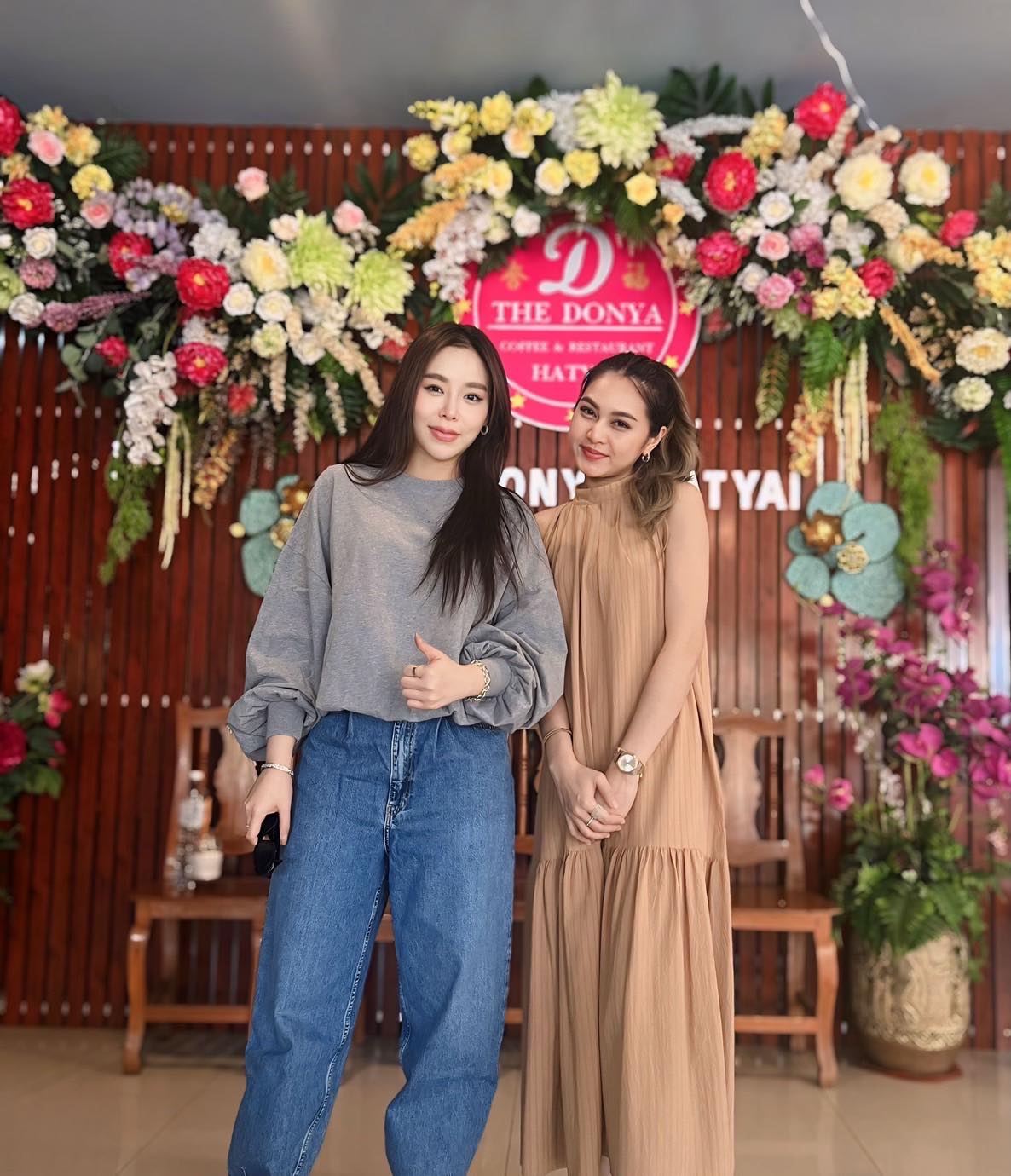 แขกผู้มีเกียรติร้านดอนญ่า