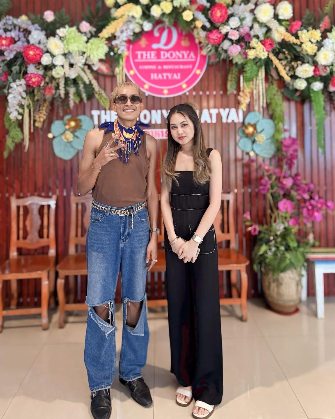 แขกผู้มีเกียรติร้านดอนญ่า